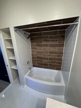 25 Franklin St, Unit 3 in Milford, MA - Building Photo - Building Photo