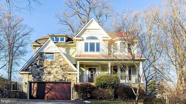 property at 5922 Chesterbrook Rd