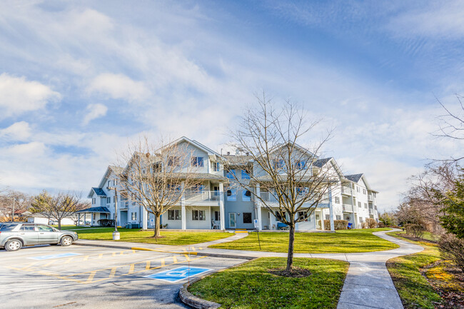 Anchor Pointe in St Catharines, ON - Building Photo - Building Photo