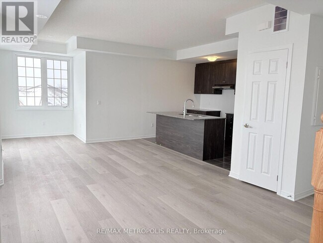 4320 Ebenezer Rd in Brampton, ON - Building Photo - Building Photo