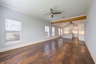 2401 Eagle St in Houston, TX - Building Photo - Building Photo