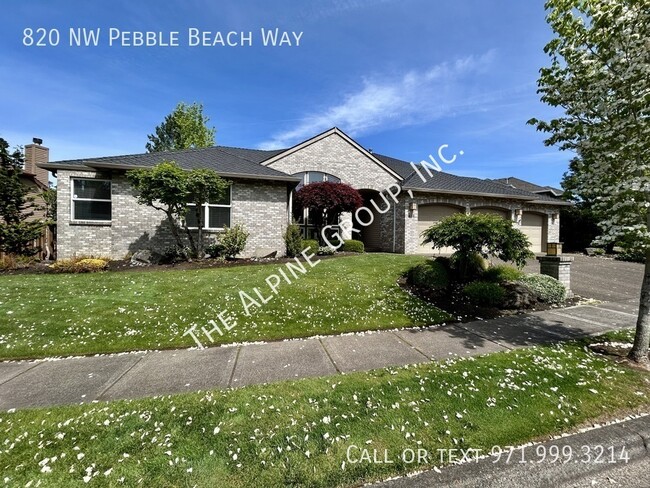 property at 820 NW Pebble Beach Way