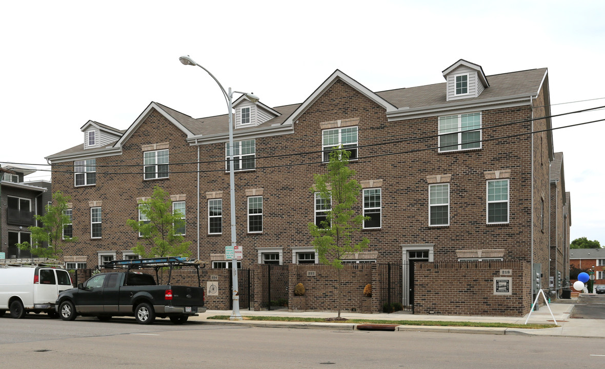 Patterson Place in Dayton, OH - Building Photo