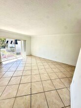 8475 SW 94th St, Unit 212E in Miami, FL - Building Photo - Building Photo