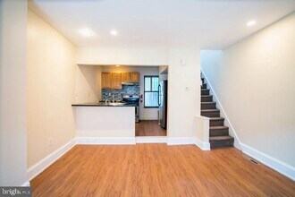 1826 Webster St in Philadelphia, PA - Building Photo - Building Photo