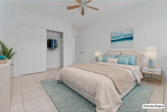 Marseille in Miami Beach, FL - Building Photo - Building Photo