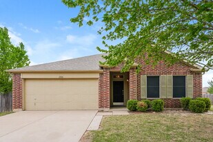 1514 Wavecrest Dr in Glenn Heights, TX - Building Photo