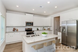 103 Queenshall Rd in Mooresville, NC - Building Photo - Building Photo