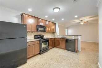 10104 Deer Chase Trail in Austin, TX - Building Photo - Building Photo
