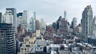 100 United Nations Plaza, Unit 21F in New York, NY - Building Photo