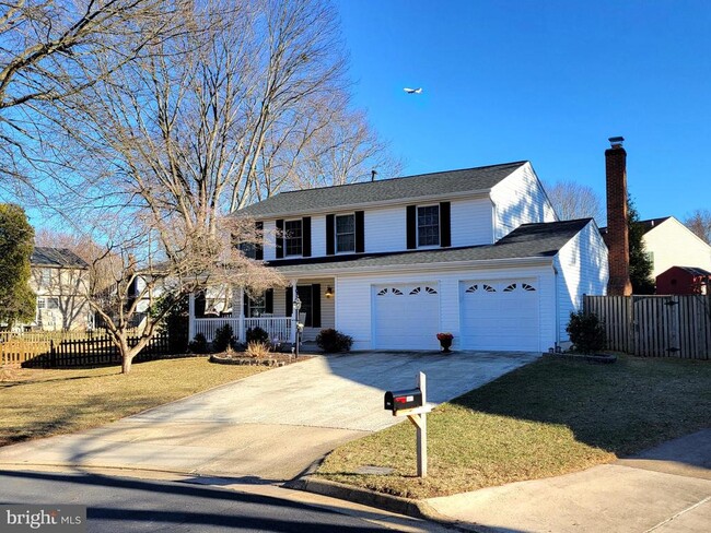 5416 Hedgerow Ct in Centreville, VA - Building Photo - Building Photo