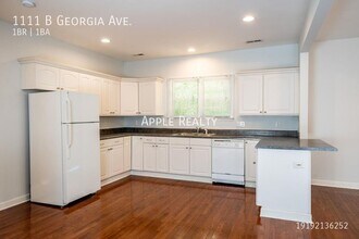 1111 Georgia Ave in Durham, NC - Foto de edificio - Building Photo