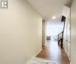 20 Welch Ct in St Thomas, ON - Building Photo - Building Photo