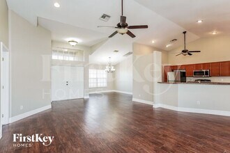 522 SE Van Loon Terrace in Cape Coral, FL - Building Photo - Building Photo