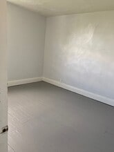 103 W Walnut St in Washington, PA - Building Photo - Building Photo