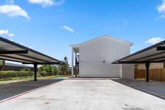 418 N 3rd St in Donna, TX - Building Photo - Building Photo