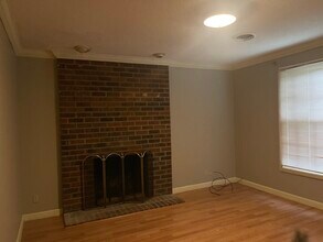 121 Arcadia Ln, Unit C in Oak Ridge, TN - Foto de edificio - Building Photo