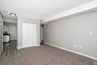 168 Fox Hill Ln in Enfield, CT - Building Photo - Building Photo