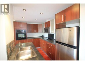 1850 Comox St in Vancouver, BC - Building Photo - Building Photo