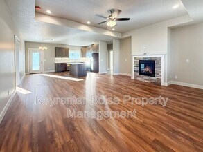 4379 E Wedge St in Nampa, ID - Building Photo - Building Photo