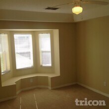 7543 Oxford Garden Cir in Apollo Beach, FL - Building Photo - Building Photo