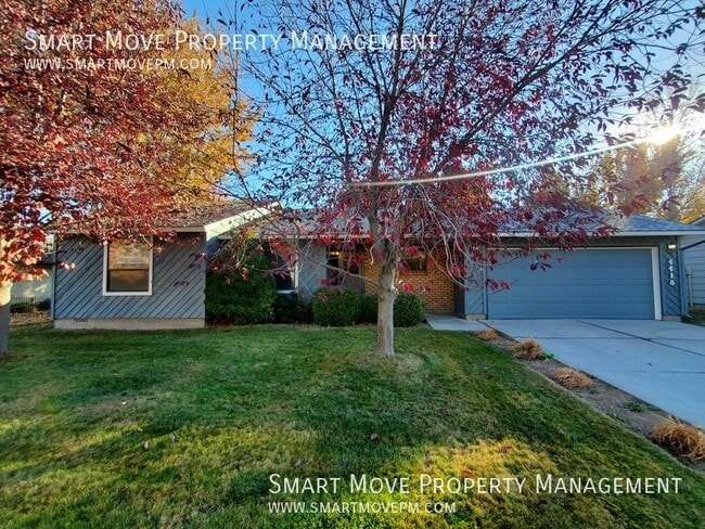 property at 4418 N Oxbow Pl