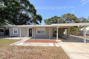 4504 21st Ave W in Bradenton, FL - Building Photo