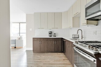 1515 Richmond Hwy in Arlington, VA - Building Photo - Building Photo