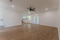 12105 Baron Dr in Balch Springs, TX - Building Photo - Building Photo