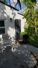 1041 NE 17th Ave, Unit 1 in Fort Lauderdale, FL - Building Photo - Building Photo