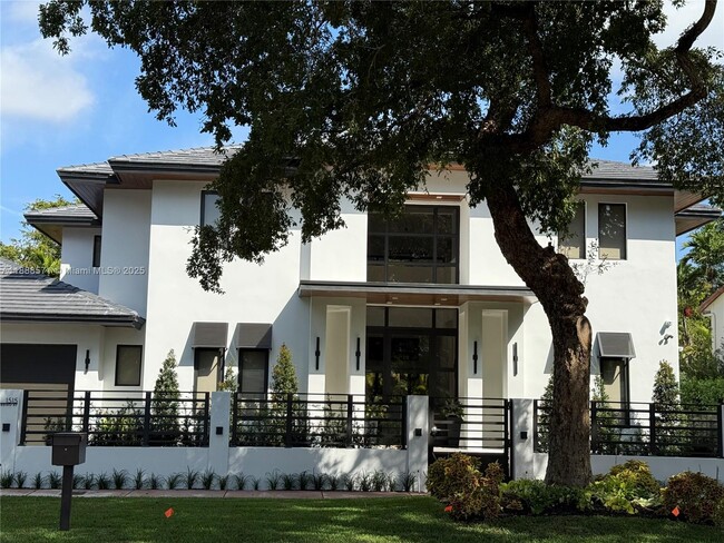 property at 1515 Urbino Ave