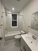 507 Christian St in Philadelphia, PA - Foto de edificio - Building Photo