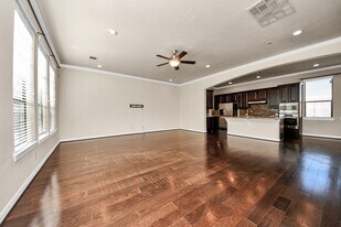 2707 King's Retreat Cir in Houston, TX - Building Photo