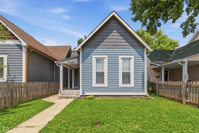 property at 1330 Lexington Ave