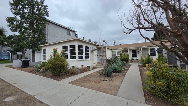 property at 402 E Harvard Rd