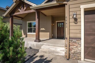 6683 N Madellaine Dr in Coeur d'Alene, ID - Building Photo - Building Photo