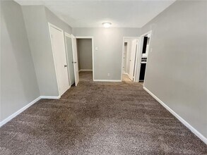 1423 Hatchcover Cir in Jonesboro, GA - Building Photo - Building Photo