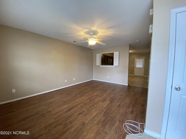 419 Caldwell Loop photo'