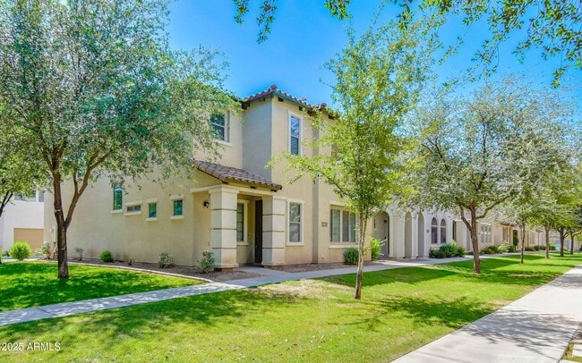 3514 S Posse Trail