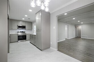 1605 Monterrey Dr in Garland, TX - Building Photo - Building Photo