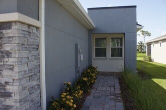 6041 Timberdale Ave in Wesley Chapel, FL - Building Photo - Building Photo