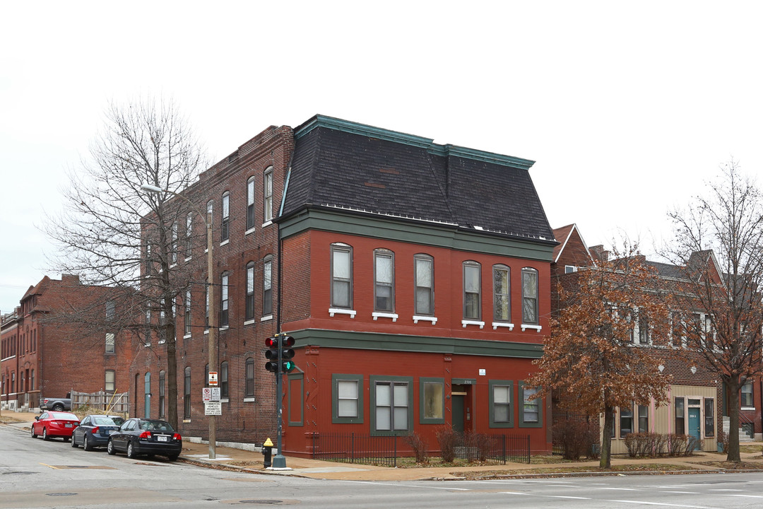 2300-2308 S Jefferson Ave in St. Louis, MO - Building Photo