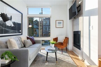 4312A Whitman Ave N in Seattle, WA - Building Photo - Building Photo