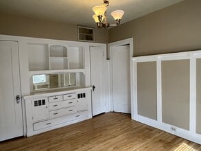 1605 Portland Ave in Minneapolis, MN - Building Photo - Building Photo