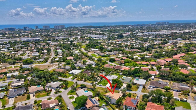 4517 NW 5th Ave in Boca Raton, FL - Building Photo - Building Photo