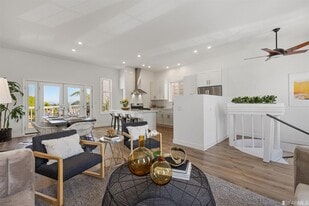 569 Pennsylvania Ave in San Francisco, CA - Building Photo