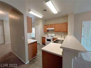 1622 Lefty Garcia Way in Henderson, NV - Building Photo - Building Photo