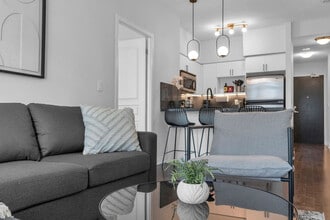 18 Yonge St, Unit SI ID1403751P in Toronto, ON - Building Photo - Building Photo