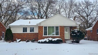 23850 Rosewood St, Unit 3026 in Oak Park, MI - Building Photo