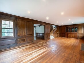 189 Nassau Ave in Manhasset, NY - Building Photo - Building Photo